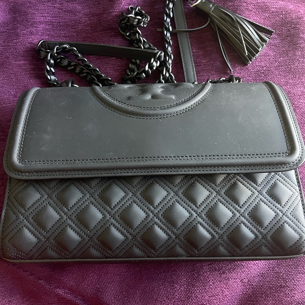 TORY BURCH FLEMING MATTE CONVERTIBLE SHOULDER BAG